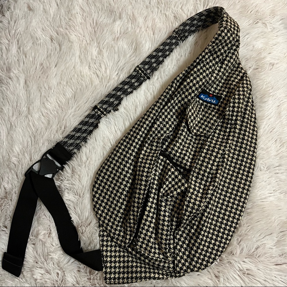 Kavu Houndstooth Rope Sling Bag
